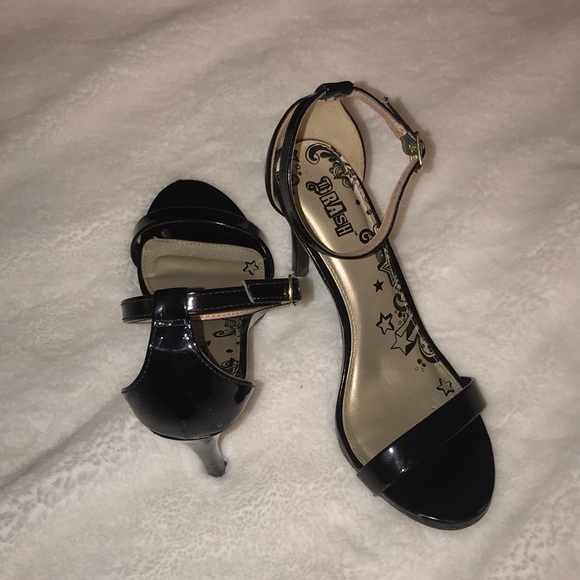 Black High Heels - Picture 2 of 2